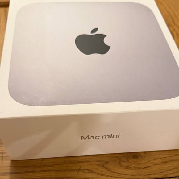 Apple 2023 Mac mini Desktop Computer, M2 Pro chip, 10‑core CPU, 16GB, 512GB SSD - Picture 7 of 16